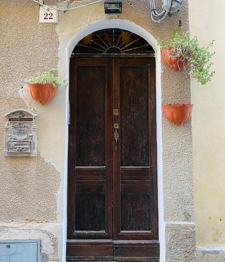 Light Blue Guest House ألغيرو المظهر الخارجي الصورة